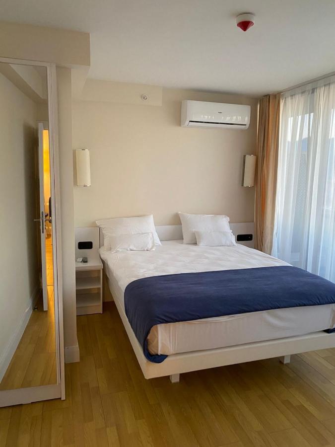 Apartments Batumi Studio V Экстерьер фото